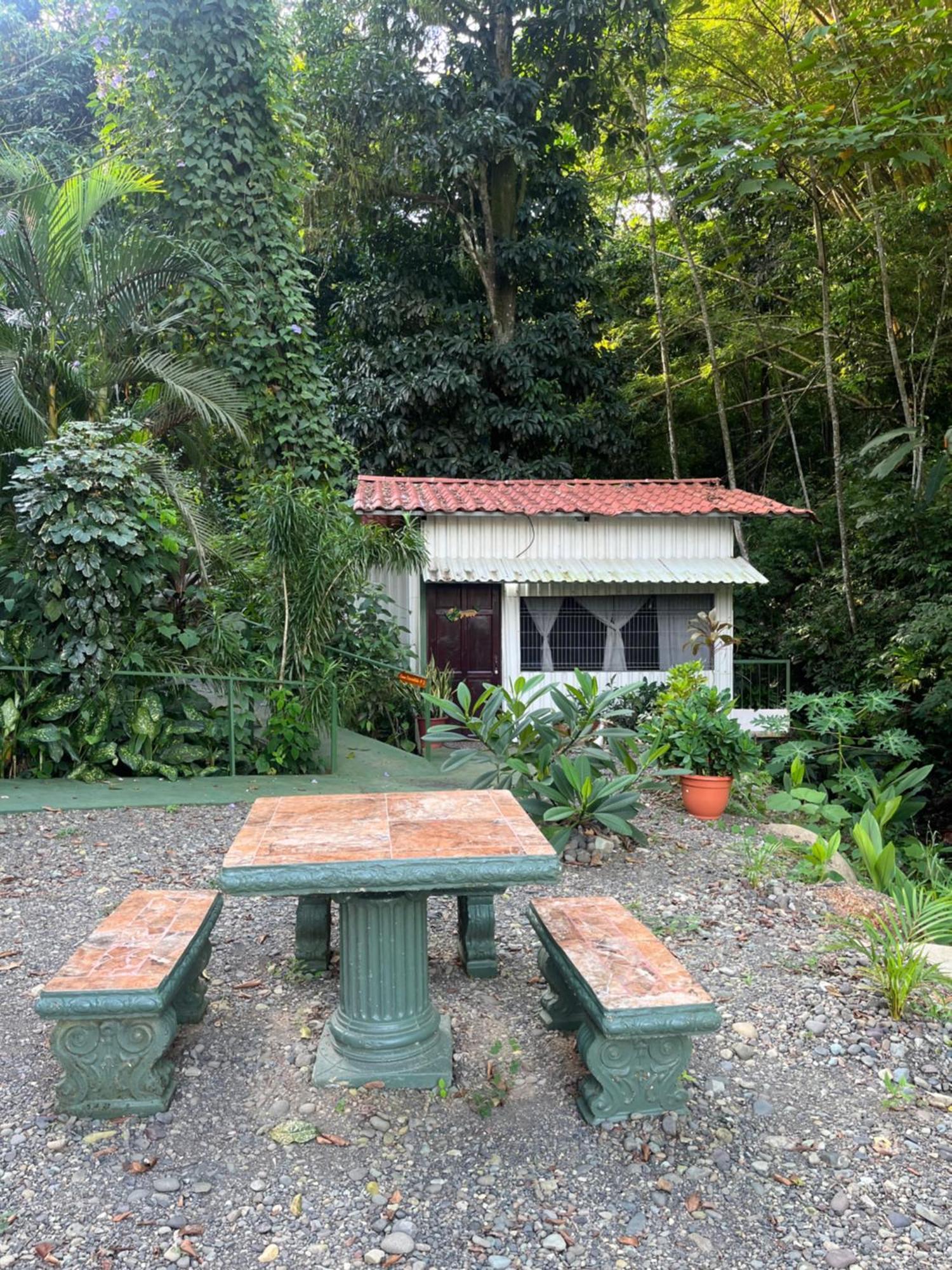 Casa Escondida Apartments Manuel Antonio Dış mekan fotoğraf